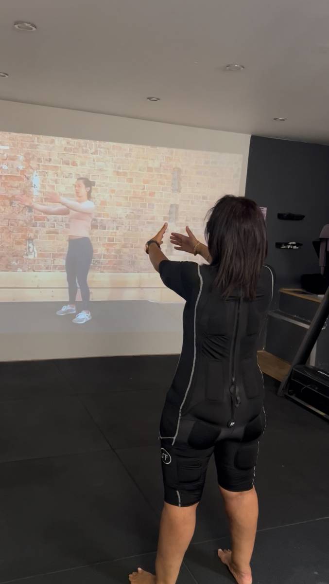 Vivez l’expérience de l’électrostimulation en illimité, 7j/7 de 6h à 21h, chez Complexe Sport 5 au boulevard Baille