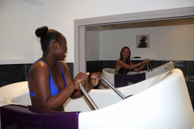 Pourquoi utiliser de l'eau froide plutôt que chaude dans un aquabike individuelle à Marseille 13008 ?