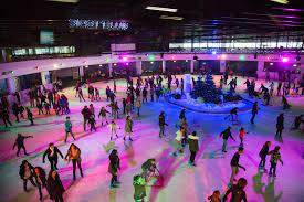 Patinoire palais omnisport Marseille dans le 10ème arrondissement Patinoire palais omnisport